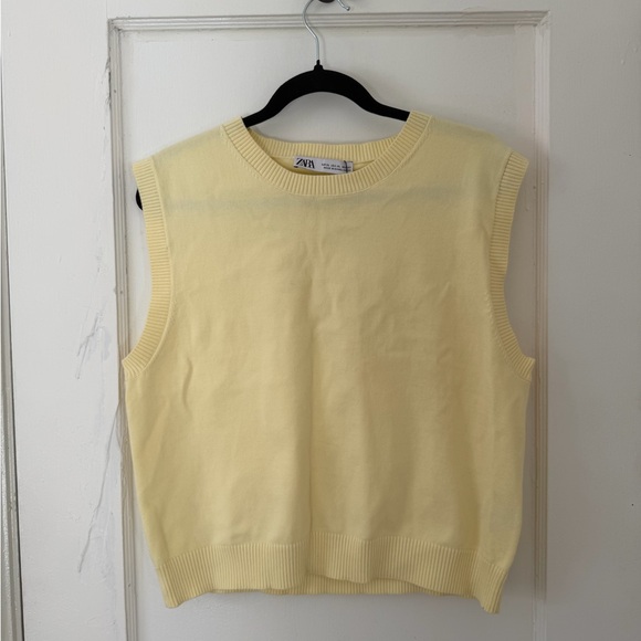 Zara Sweaters - Zara Butter Yellow Knit Vest